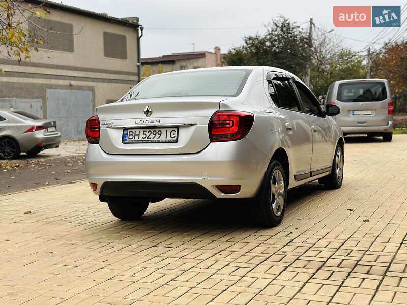 Седан Renault Logan 2018 в Одессе