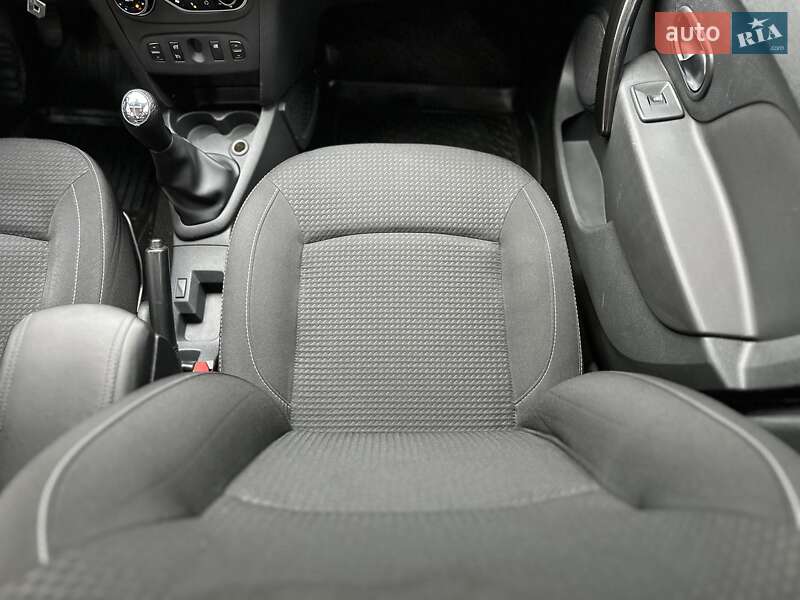 Седан Renault Logan 2018 в Одессе