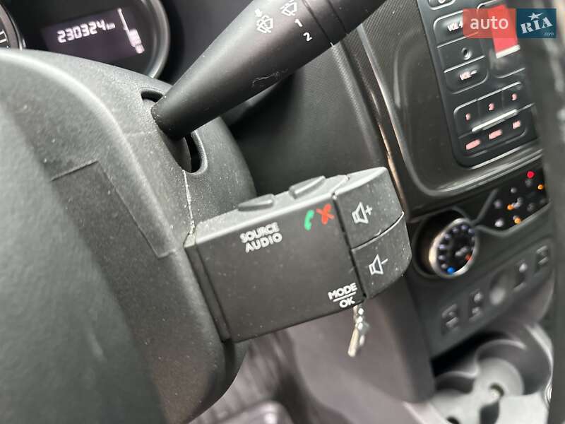 Седан Renault Logan 2018 в Одессе