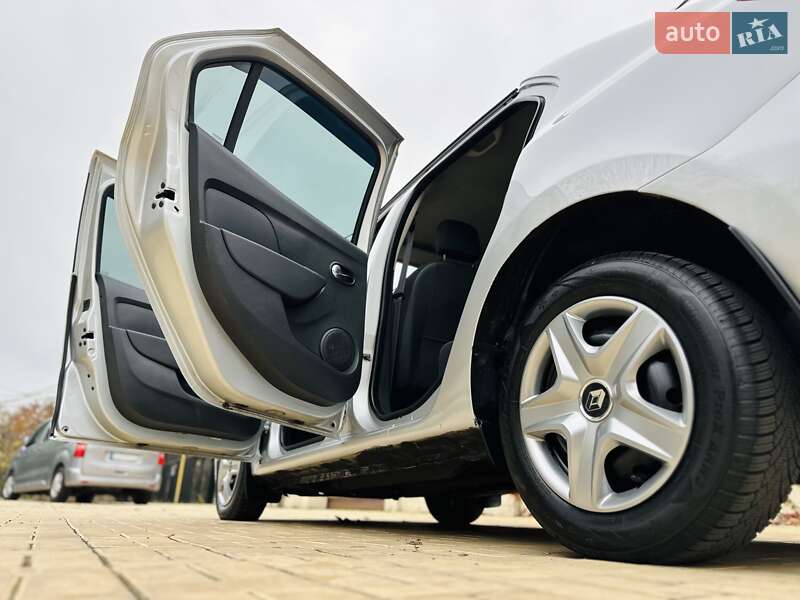 Седан Renault Logan 2018 в Одессе