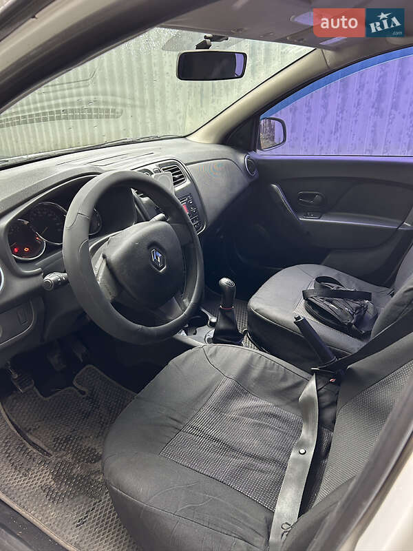 Седан Renault Logan 2013 в Житомирі