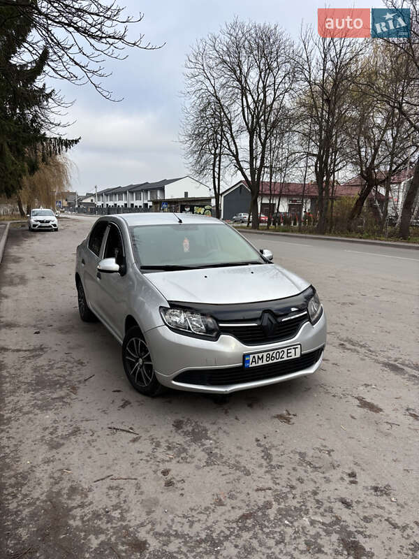 Седан Renault Logan 2013 в Звягелі
