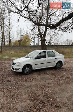 Седан Renault Logan 2012 в Києві