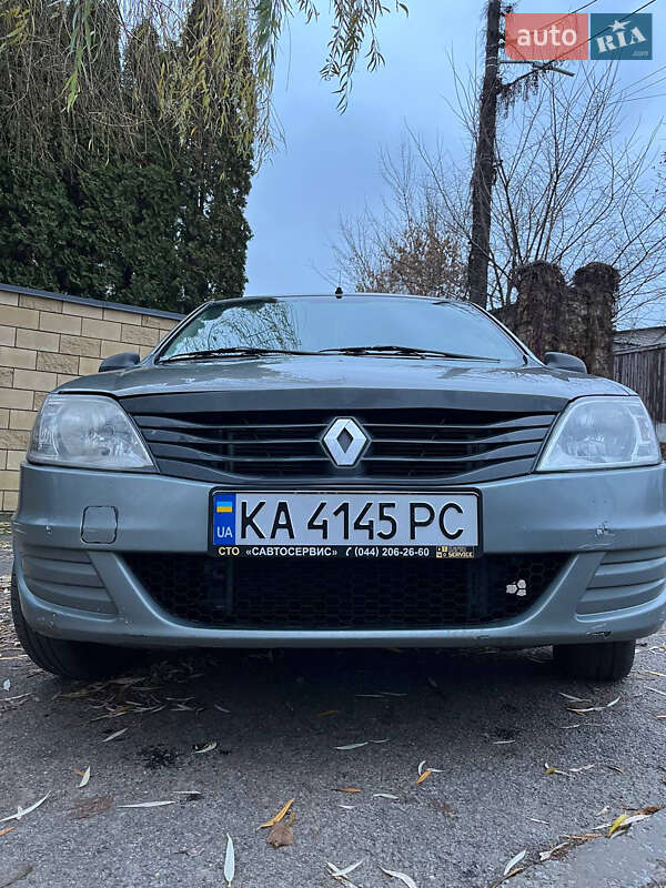 Седан Renault Logan 2010 в Киеве
