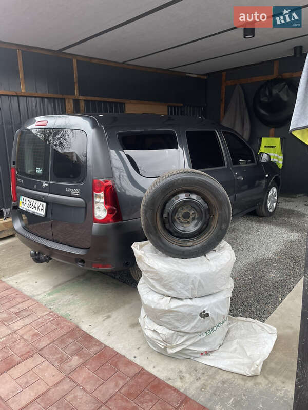 Renault Logan 2010 Renault Logan 2010