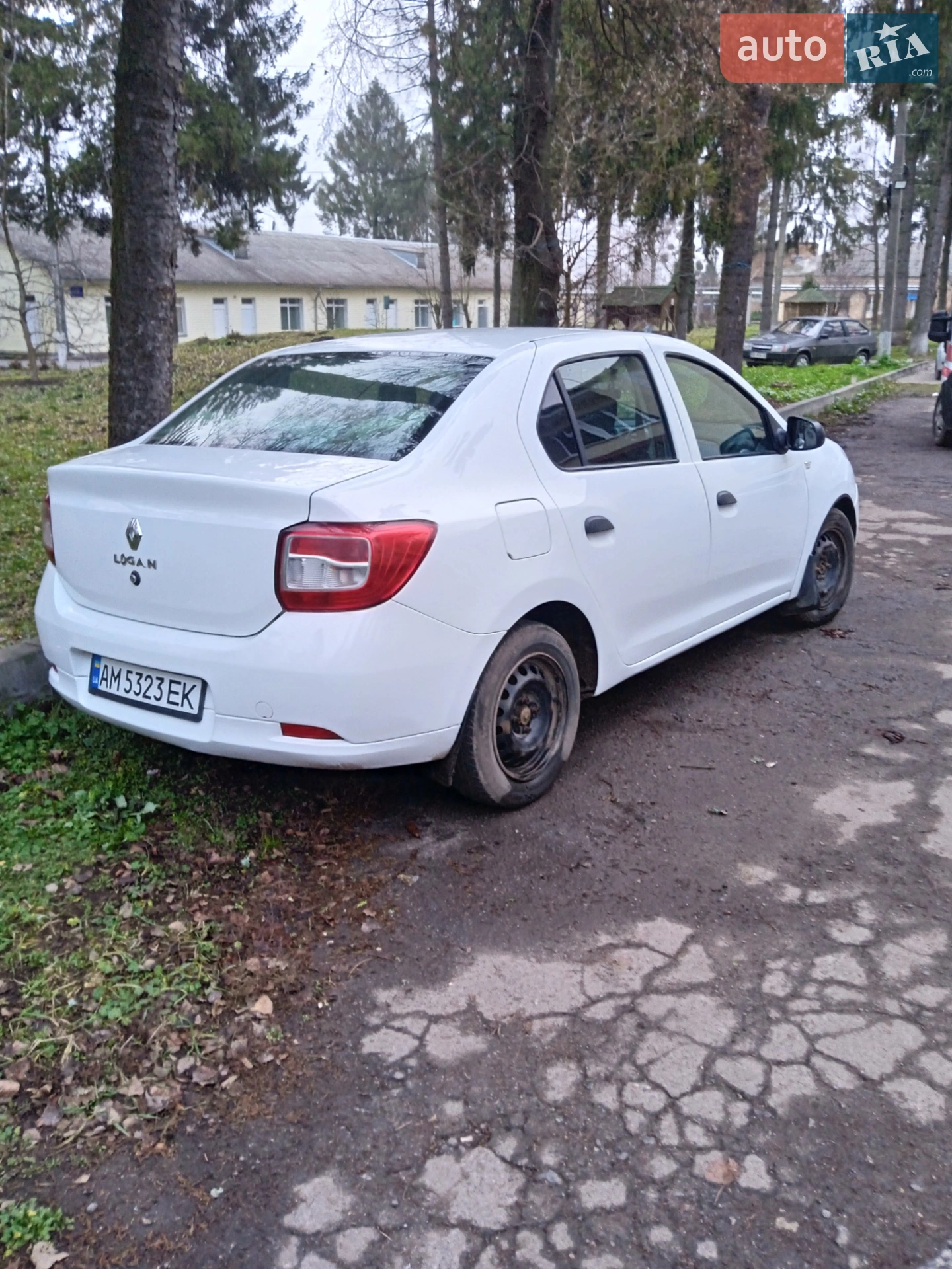 2014 Renault Logan - мініатюра 2