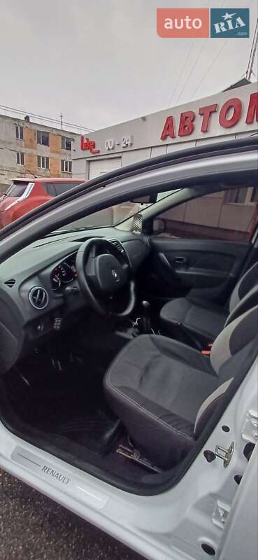 Седан Renault Logan 2016 в Днепре