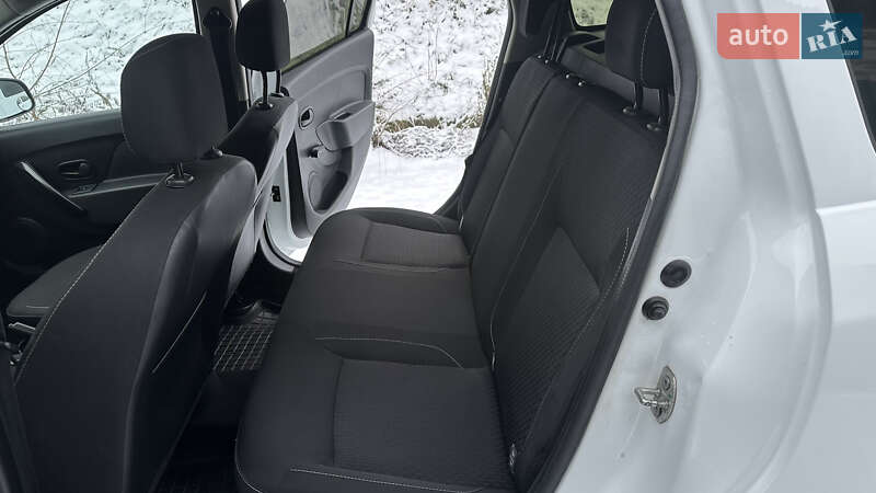 Универсал Renault Logan 2017 в Желтых Водах