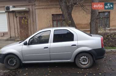 Седан Renault Logan 2010 в Измаиле