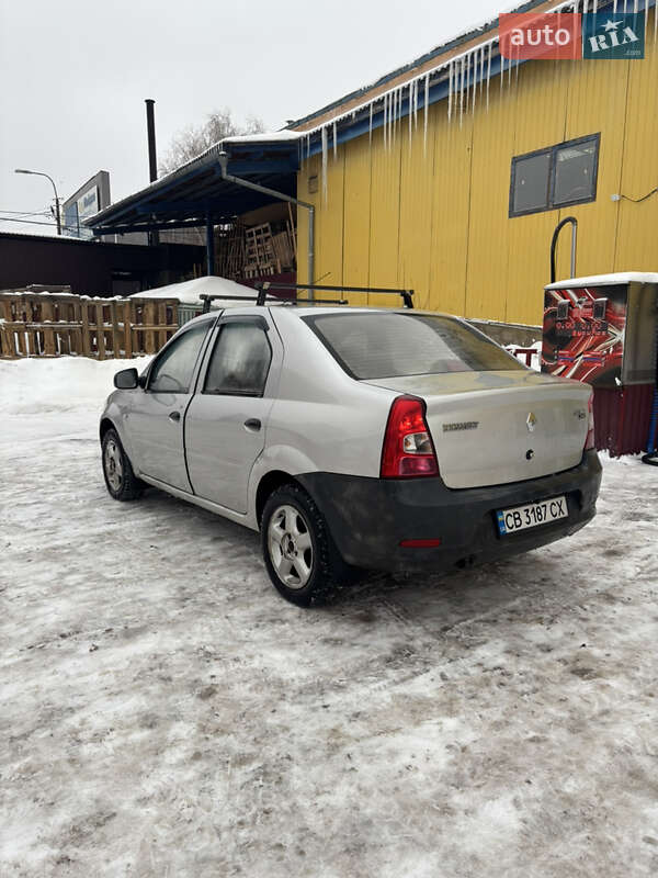 Седан Renault Logan 2010 в Чернигове