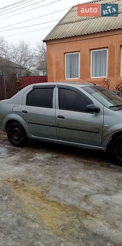 Седан Renault Logan 2010 в Барвенкове