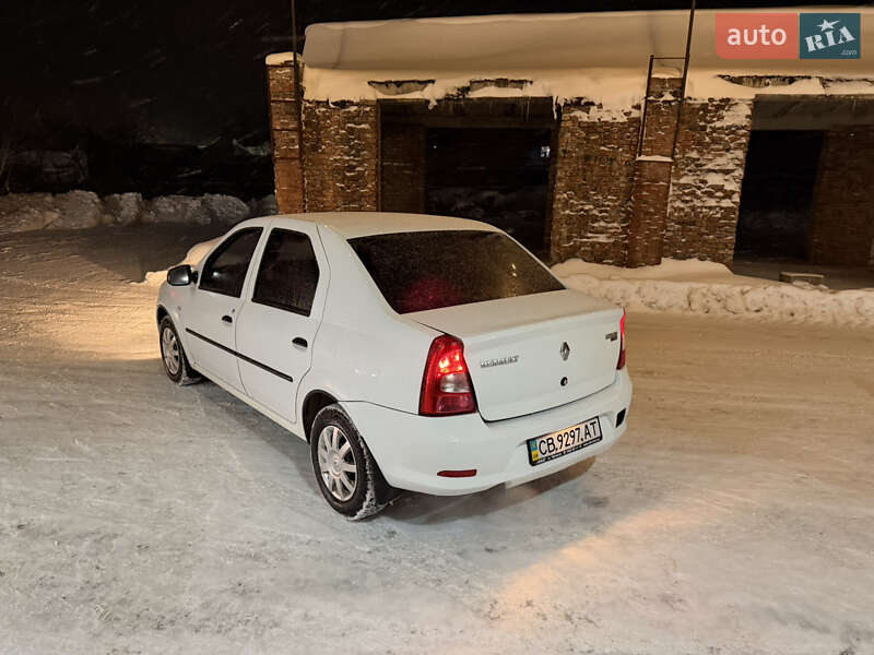 Седан Renault Logan 2011 в Чернигове