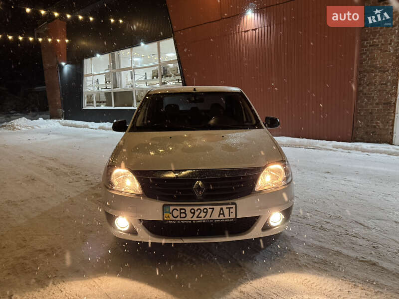 Седан Renault Logan 2011 в Чернигове