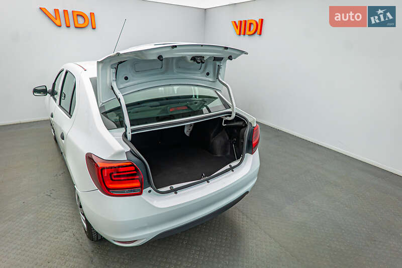 Седан Renault Logan 2020 в Киеве