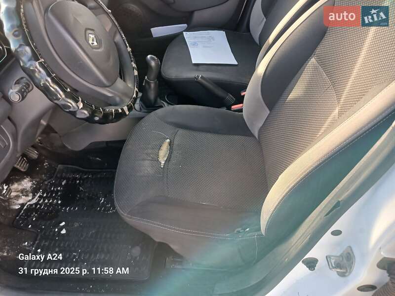 Универсал Renault Logan 2014 в Полтаве