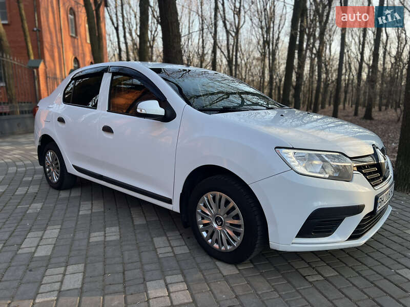 Седан Renault Logan 2017 в Одессе