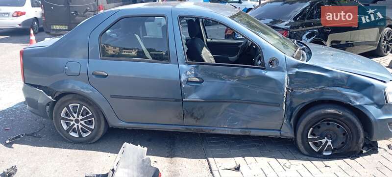 Седан Renault Logan 2012 в Запорожье