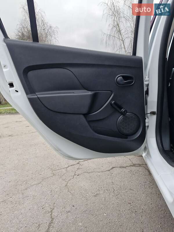 Седан Renault Logan 2013 в Хмельницком