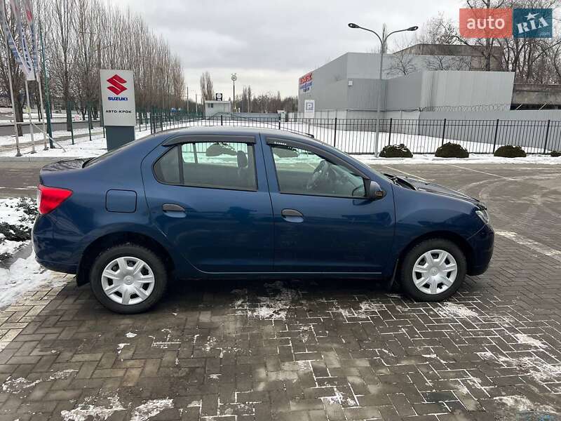 Седан Renault Logan 2015 в Кременчуге