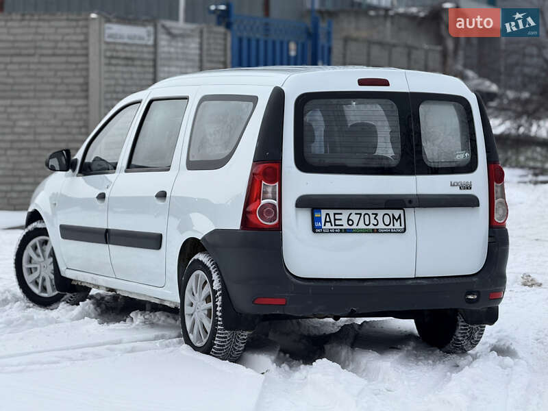 Универсал Renault Logan 2012 в Днепре фото 3 Универсал Renault Logan 2012 в Днепре