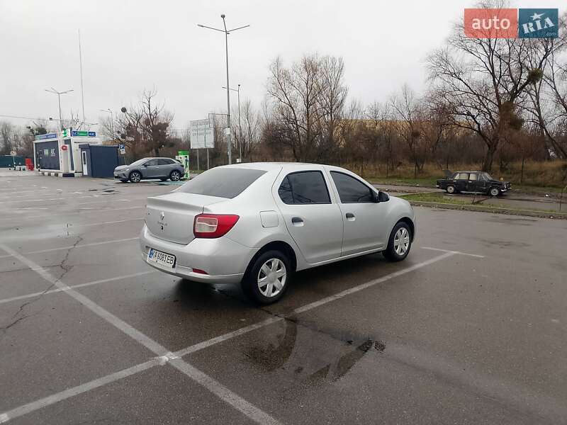 Седан Renault Logan 2016 в Києві фото 15 Седан Renault Logan 2016 в Києві