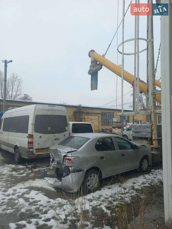 Седан Renault Logan 2013 в Дніпрі фото 5 Седан Renault Logan 2013 в Дніпрі