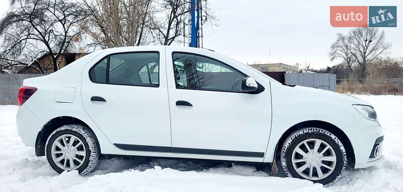 Седан Renault Logan 2020 в Киеве