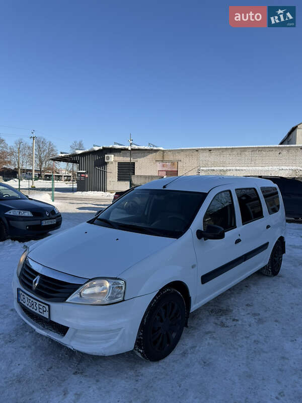 Универсал Renault Logan 2011 в Чернигове фото 2 Универсал Renault Logan 2011 в Чернигове