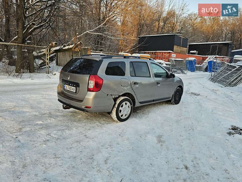 Универсал Renault Logan 2014 в Киеве фото 4 Универсал Renault Logan 2014 в Киеве