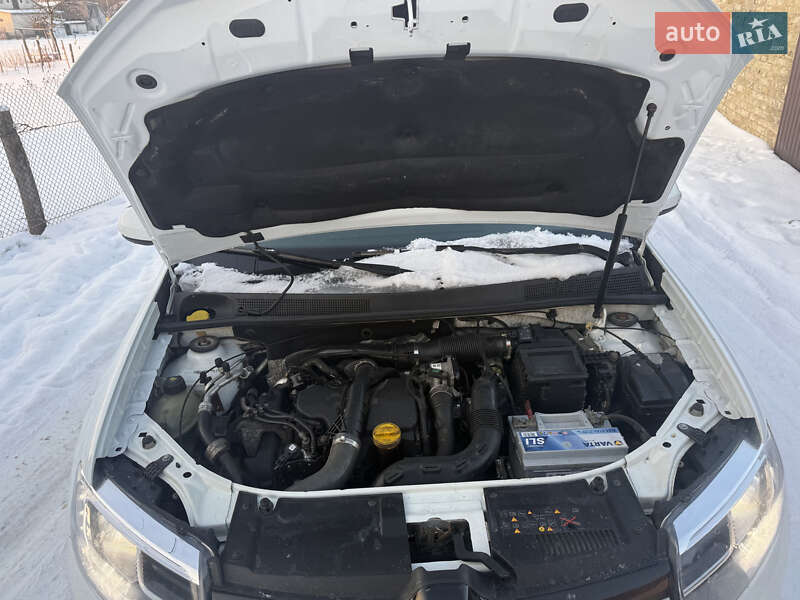 Универсал Renault Logan 2017 в Киеве фото 13 Универсал Renault Logan 2017 в Киеве