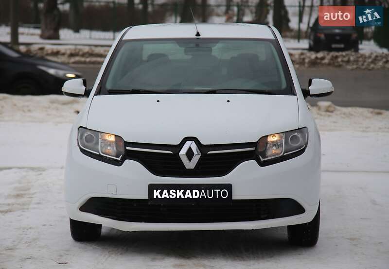 Седан Renault Logan 2013 в Харкові