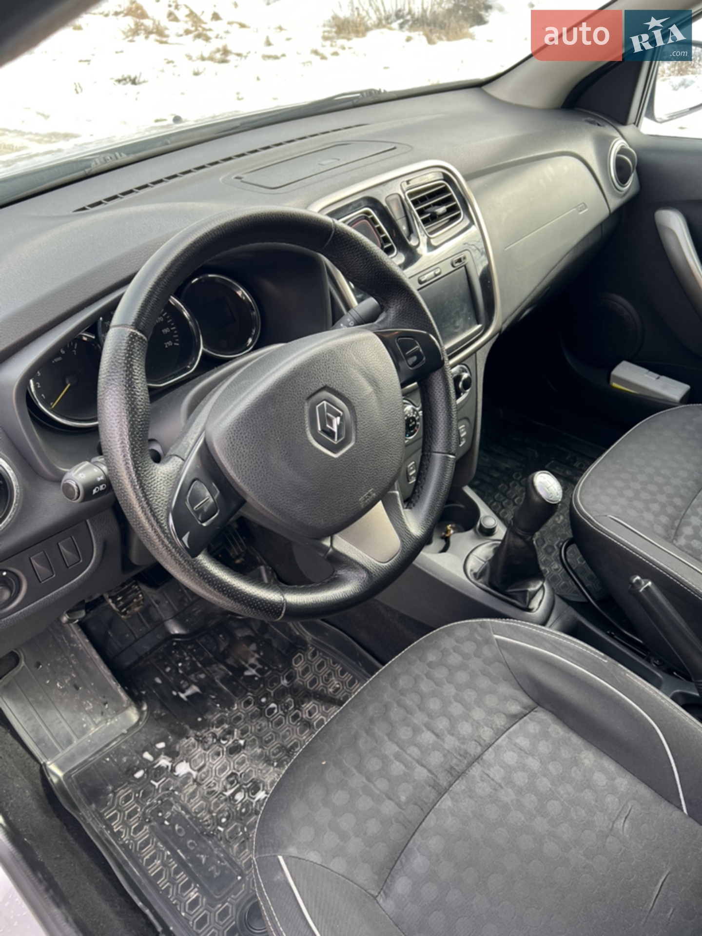 2013 Renault Logan - мініатюра 30
