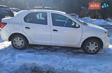 Седан Renault Logan 2016 в Львове