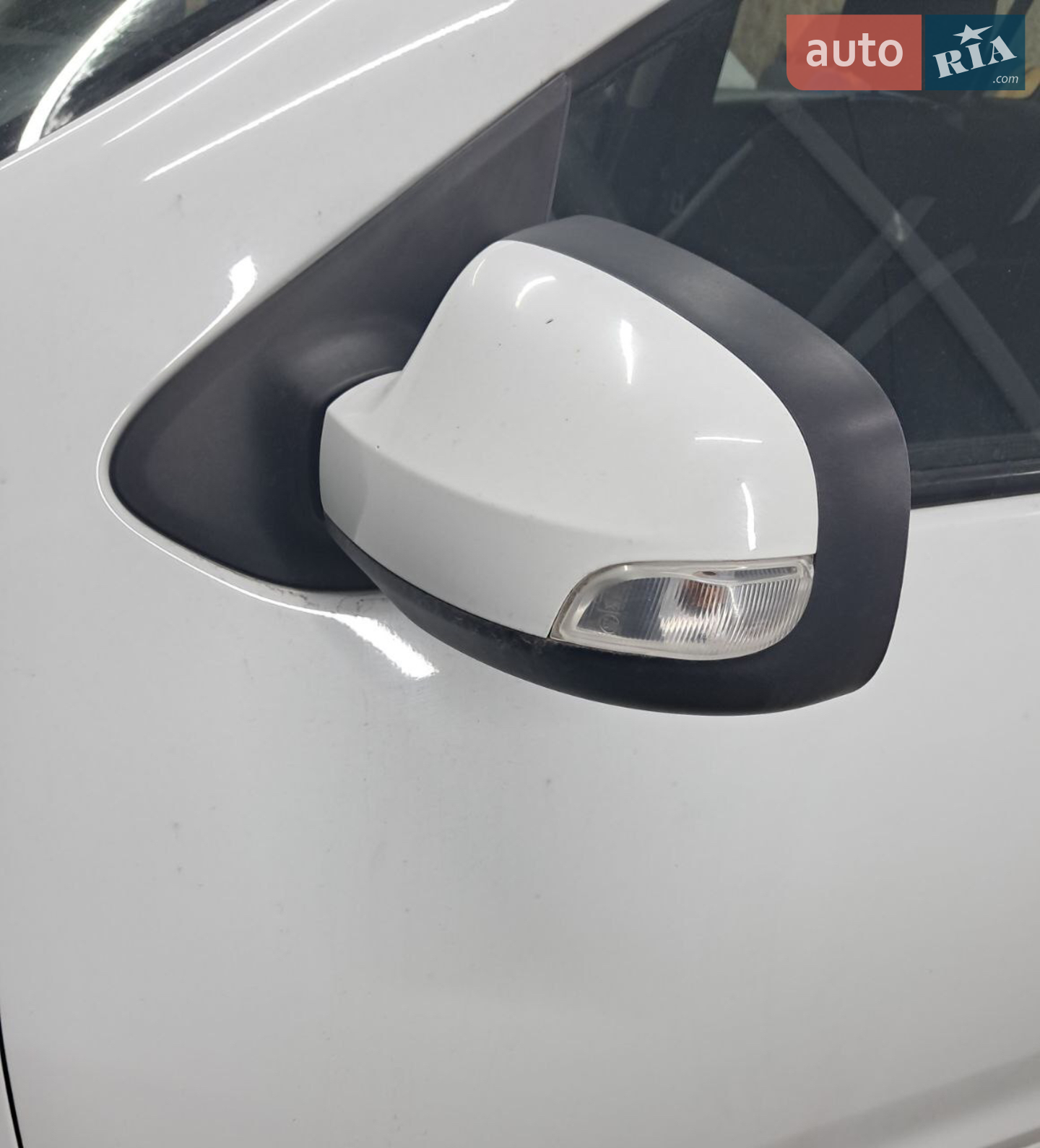2016 Renault Logan - мініатюра 13