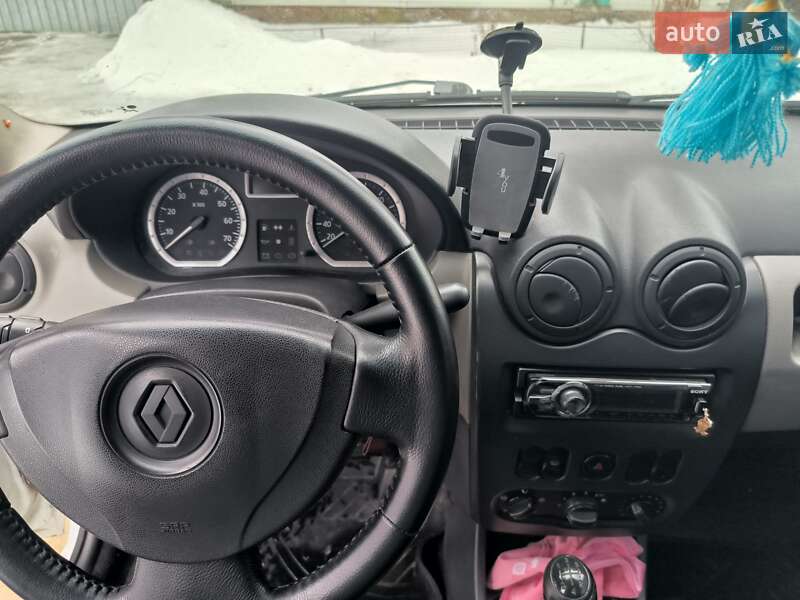 Седан Renault Logan 2011 в Прилуках фото 13 Седан Renault Logan 2011 в Прилуках