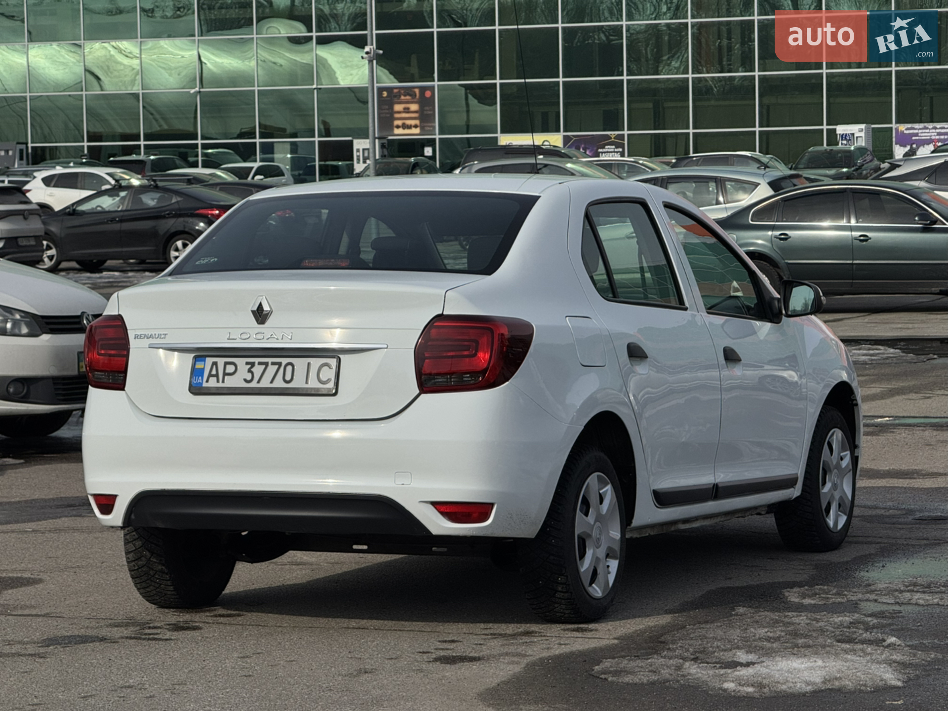 2018 Renault Logan - мініатюра 5