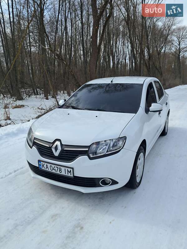 Renault Logan 2016