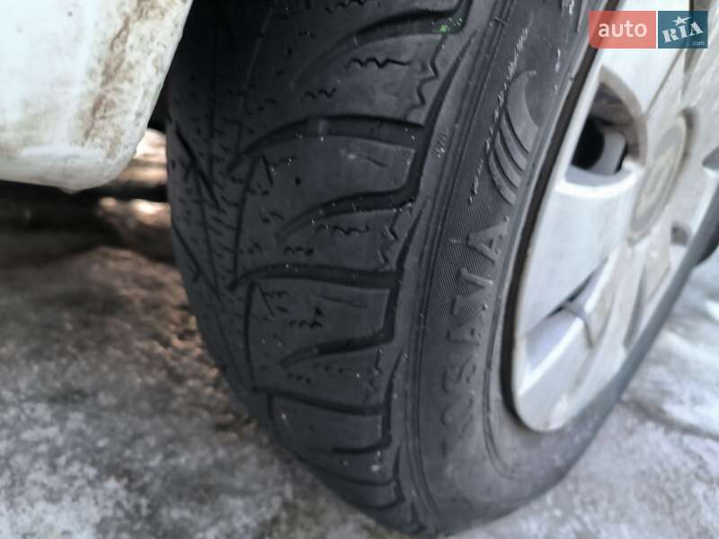 Седан Renault Logan 2010 в Прилуках фото 10 Седан Renault Logan 2010 в Прилуках