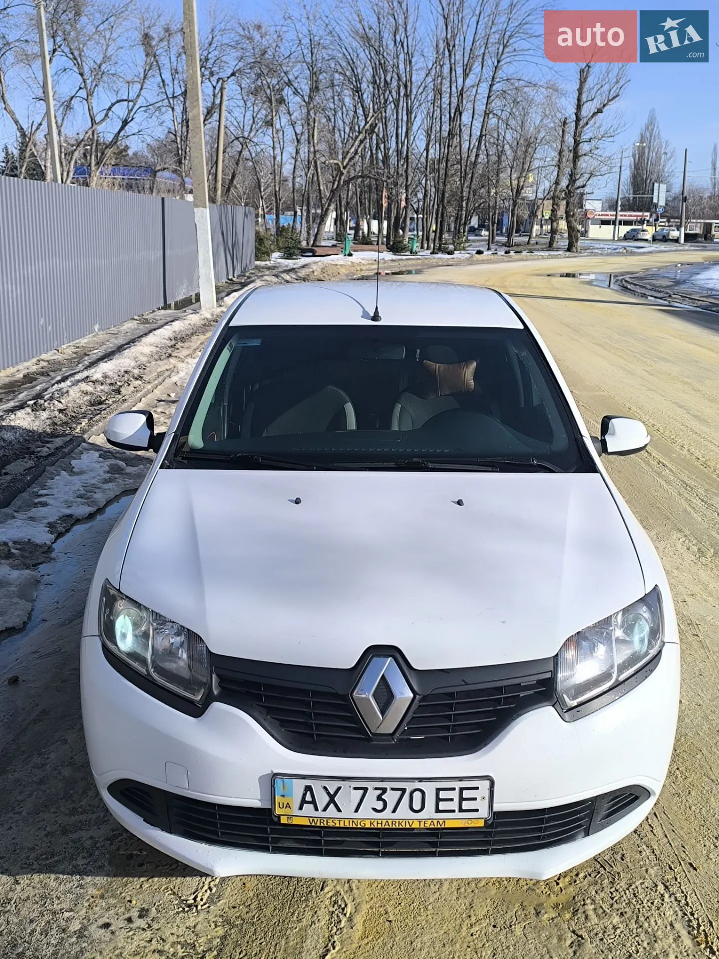 2014 Renault Logan - мініатюра 2