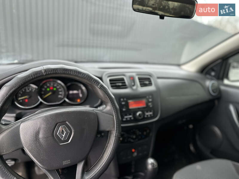 Седан Renault Logan 2016 в Дрогобыче