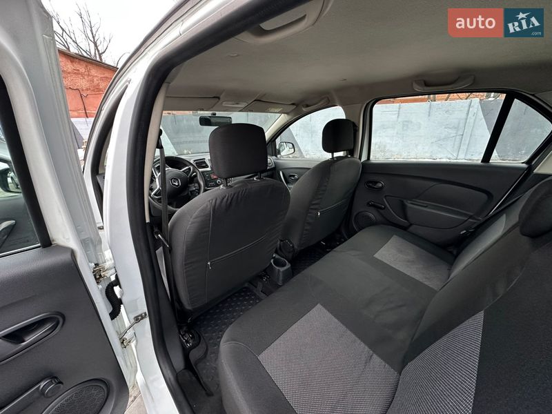 Седан Renault Logan 2020 в Нежине