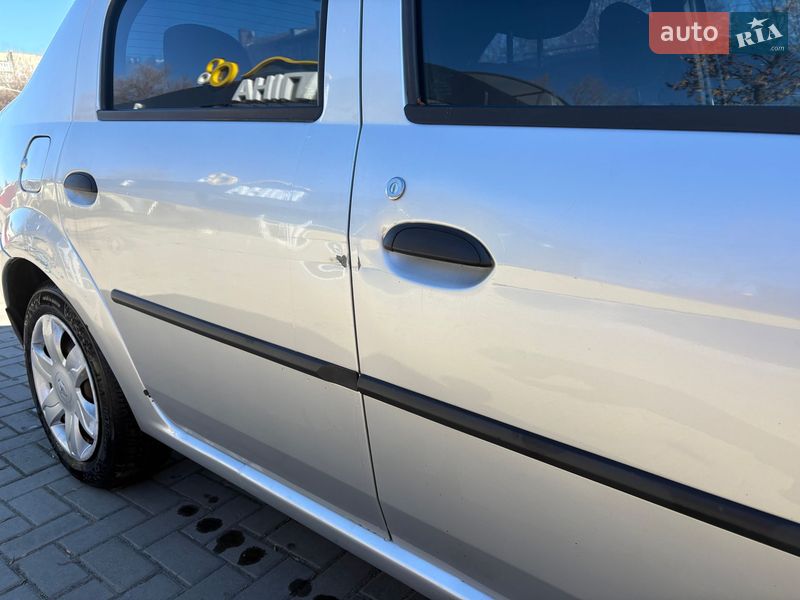 Седан Renault Logan 2009 в Николаеве
