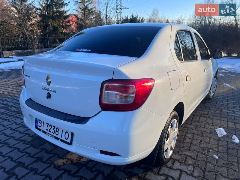 Седан Renault Logan 2015 в Миргороді