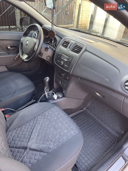 Седан Renault Logan 2014 в Буске