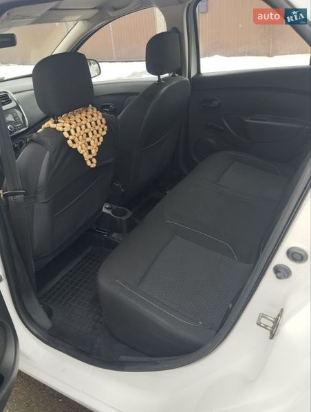 Седан Renault Logan 2019 в Бобровиці