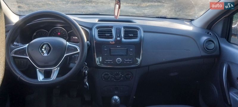 Седан Renault Logan 2018 в Ивано-Франковске