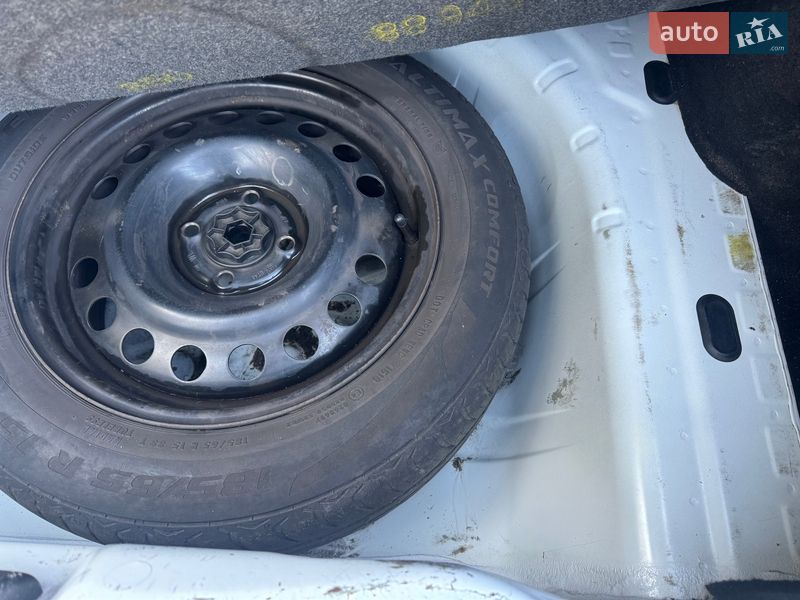 Седан Renault Logan 2010 в Запорожье