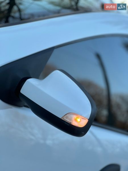 Седан Renault Logan 2016 в Дрогобыче