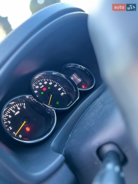 Седан Renault Logan 2016 в Дрогобыче