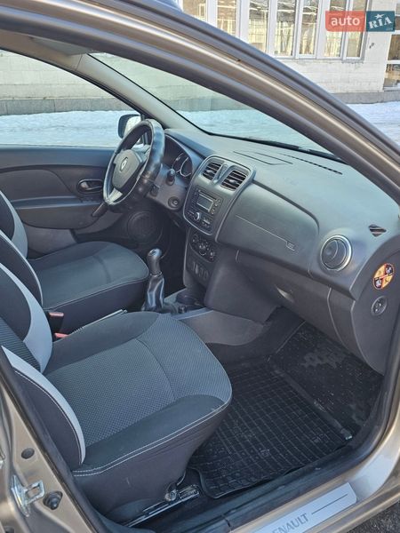 Универсал Renault Logan 2014 в Киеве